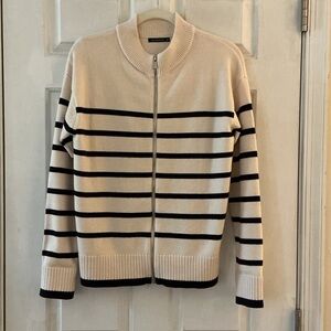 Staccato Off-White Navy Blue Viscose Nylon Zip-Up Sweater Cardigan Sweater EUC S